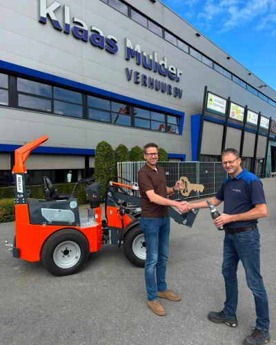 Relly 1.3D diesel geleverd aan Klaas Mulder Verhuur