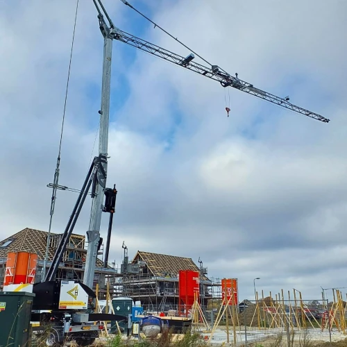 Aannemersbedrijf Hoek kiest opnieuw voor de RBI524 10-tonmeter bouwkraan