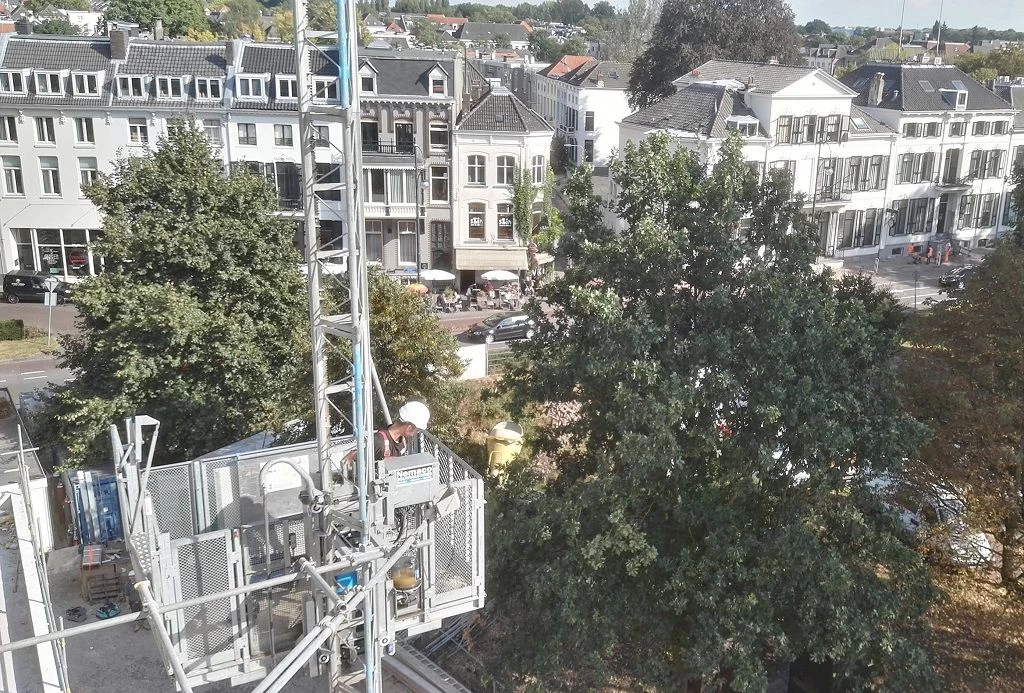 Bouwlift AT95 ESU De Jong 400 volt