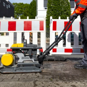 Wacker AP2560e trilplaat op accu