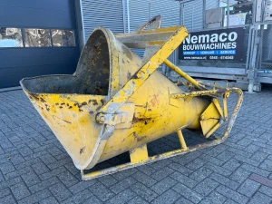 Betonstortkubel 500 liter Revo gebruikt