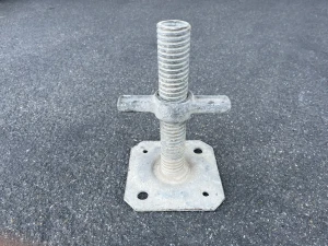 Verstelbare voetspindel 20 cm gebruikt