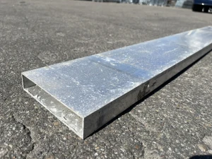 Aluminium koker 150x30x2 mm rechthoekig