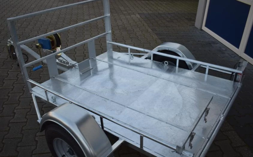 Trilplaat aanhanger Revo