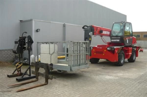 Verreiker 15,8 meter 3,5 ton roterend