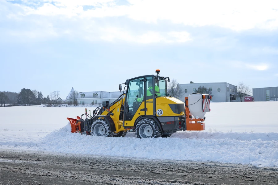 Wacker Neuson WL250 shovel